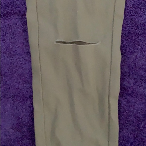 Khakis Pants - Picture 2 of 6